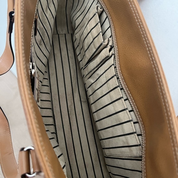 Kate Spade Tote - Picture 4 of 5